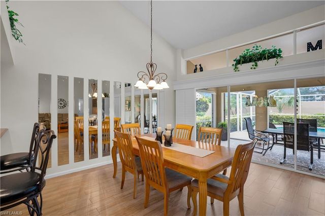 5854 Westbourgh CT, Naples, FL 34112
