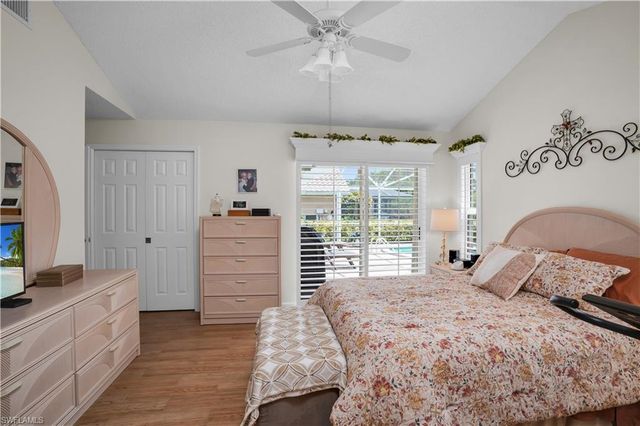 5854 Westbourgh CT, Naples, FL 34112