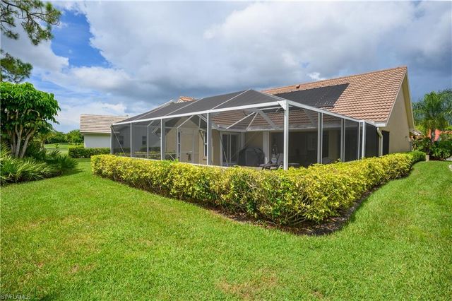5854 Westbourgh CT, Naples, FL 34112