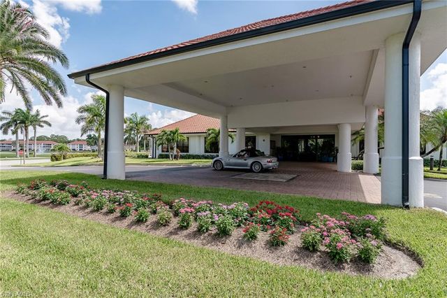 5854 Westbourgh CT, Naples, FL 34112