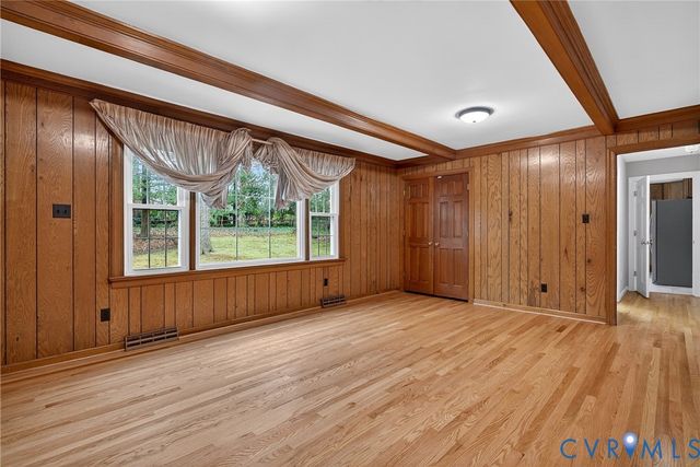 1809 Elmart Ln, North Chesterfield, VA 23235