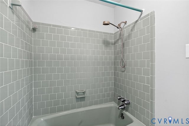 1809 Elmart Ln, North Chesterfield, VA 23235