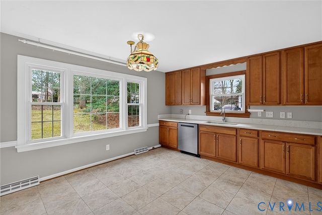 1809 Elmart Ln, North Chesterfield, VA 23235