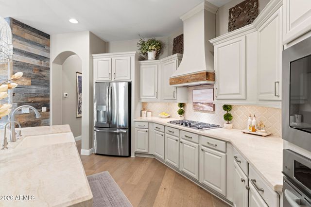 3948 E PARKSIDE Lane, Phoenix, AZ 85050
