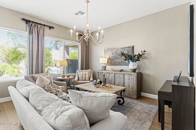 3948 E PARKSIDE Lane, Phoenix, AZ 85050