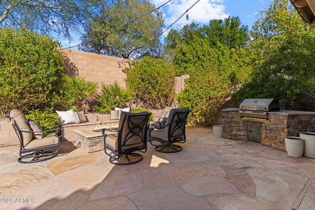 3948 E PARKSIDE Lane, Phoenix, AZ 85050
