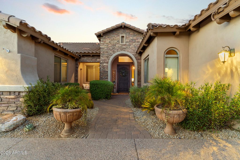 3948 E PARKSIDE Lane, Phoenix, AZ 85050 — photo 3