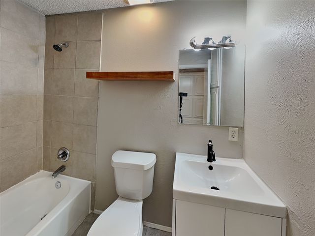 701 Admiralty Way, Fort Worth, TX 76108