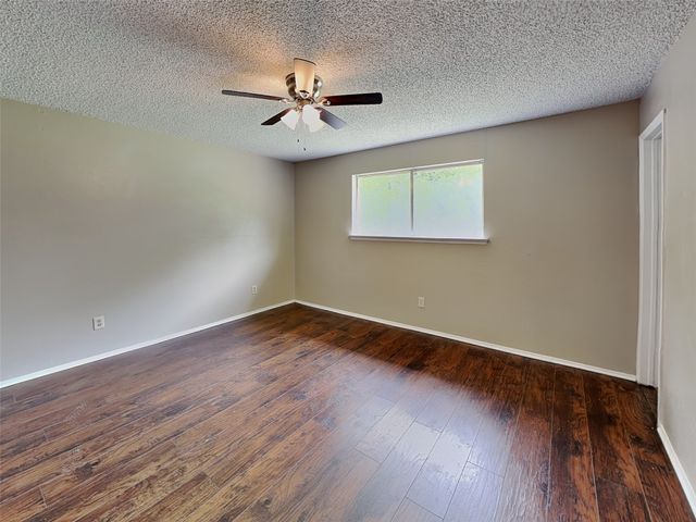 701 Admiralty Way, Fort Worth, TX 76108