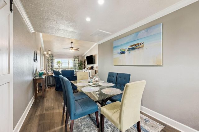 7000 Seawall Boulevard 431, Galveston, TX 77551
