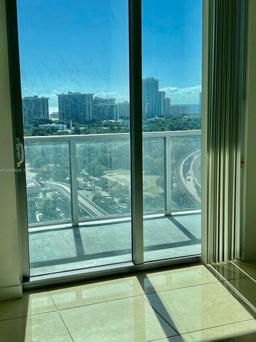 79 SW 12 St 1903, Miami, FL 33130