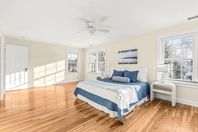 45 Bacon Street, Winchester, MA 01890