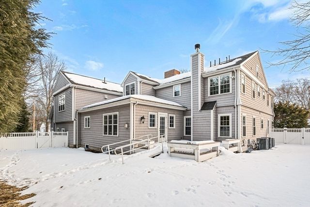 45 Bacon Street, Winchester, MA 01890