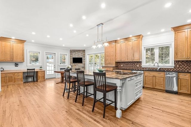 45 Bacon Street, Winchester, MA 01890