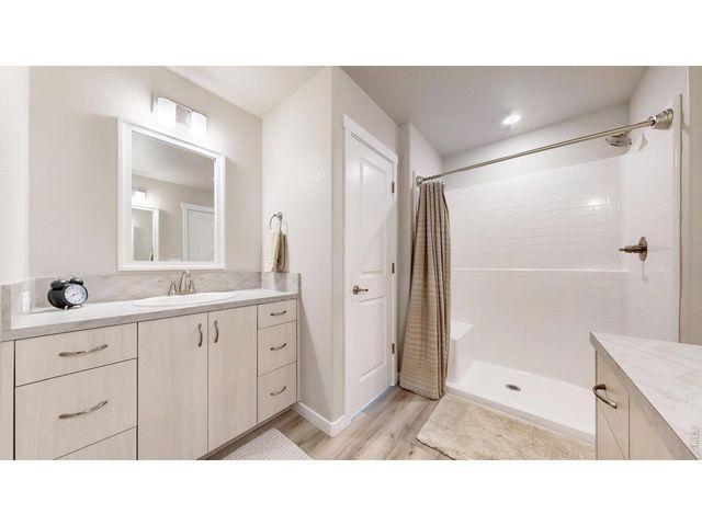228 E 4th St, Berthoud, CO 80513