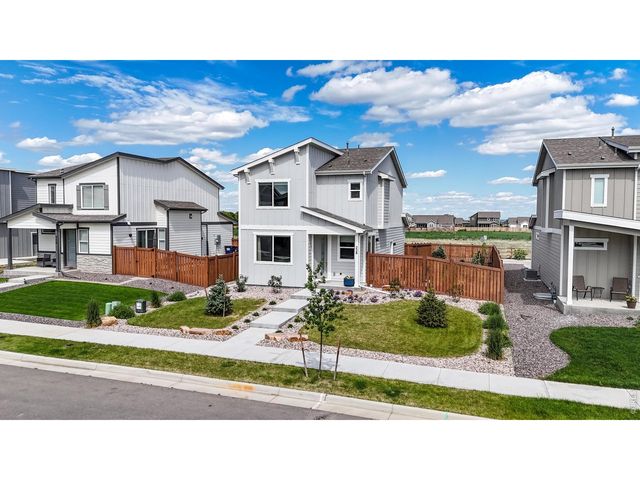 228 E 4th St, Berthoud, CO 80513