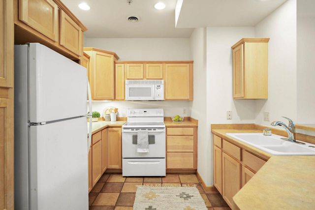 8243 Starr Grass Drive, Madison, WI 53719