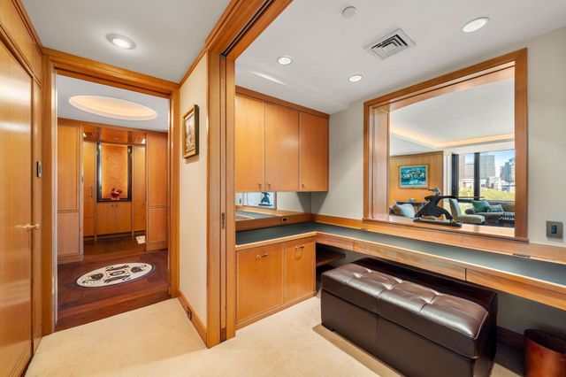 2 Commonwealth Ave 14-B, Boston, MA 02116