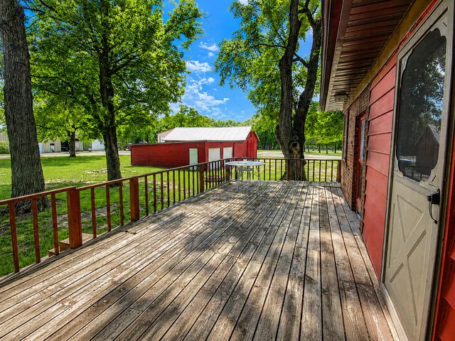 564 W Us Highway 30, Valparaiso, IN 46385