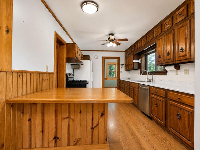 564 W Us Highway 30, Valparaiso, IN 46385