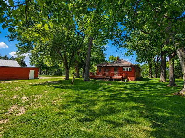 564 W Us Highway 30, Valparaiso, IN 46385