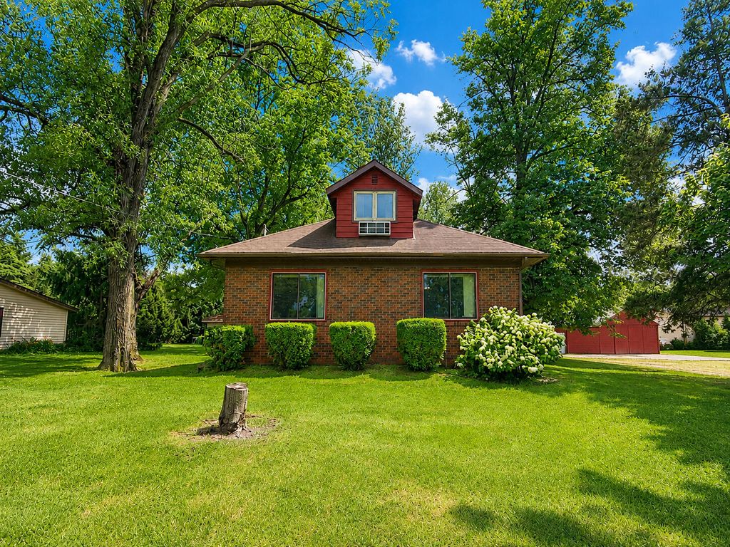 564 W Us Highway 30, Valparaiso, IN 46385