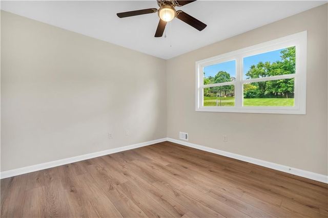 1558 Tanglewood Way NW, Conyers, GA 30012