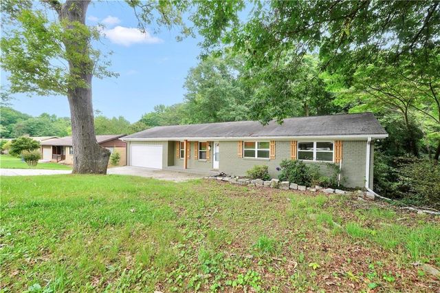 1558 Tanglewood Way NW, Conyers, GA 30012