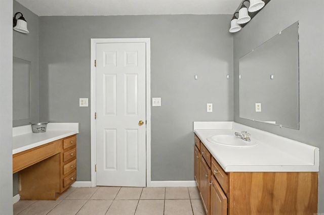 712 Michael Drive, Redfield, AR 72132