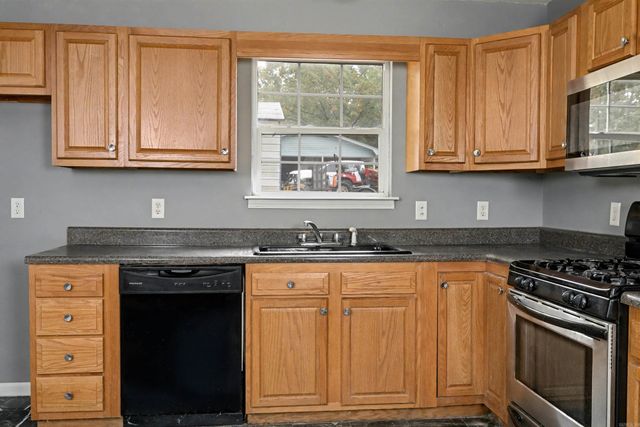 712 Michael Drive, Redfield, AR 72132