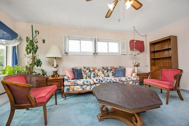 95 Elm Drive N, Levittown, NY 11756