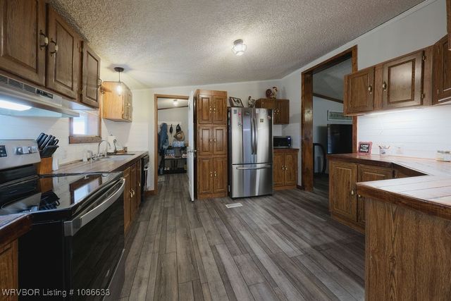 113504 S 4680 Road, Gans, OK 74936