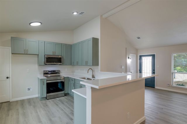 4201 Arbor Creek Drive, Carrollton, TX 75010