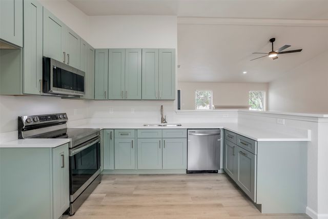 4201 Arbor Creek Drive, Carrollton, TX 75010