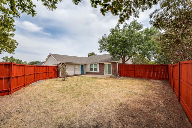 4201 Arbor Creek Drive, Carrollton, TX 75010