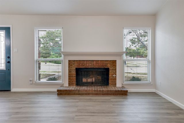 4201 Arbor Creek Drive, Carrollton, TX 75010