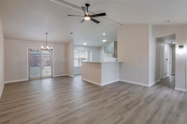 4201 Arbor Creek Drive, Carrollton, TX 75010