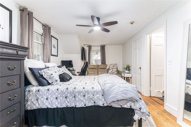 1149 Greenwich Avenue, Warwick, RI 02886
