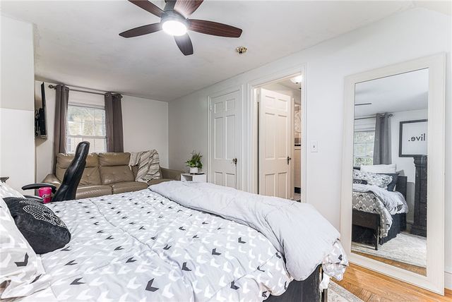 1149 Greenwich Avenue, Warwick, RI 02886