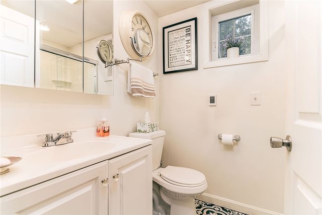 1149 Greenwich Avenue, Warwick, RI 02886