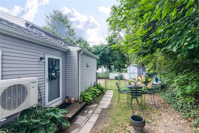 1149 Greenwich Avenue, Warwick, RI 02886