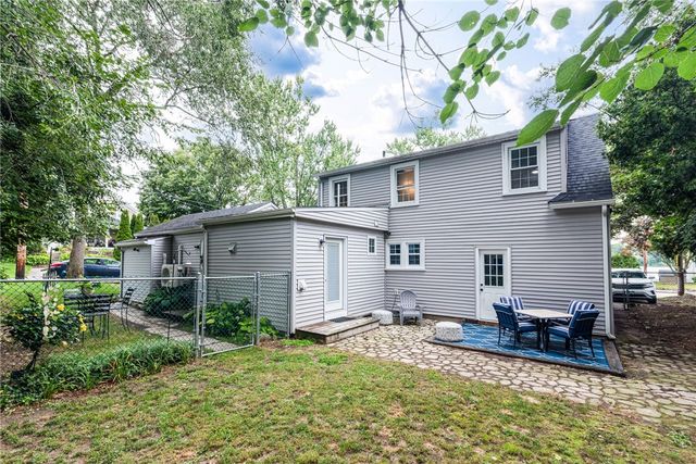 1149 Greenwich Avenue, Warwick, RI 02886