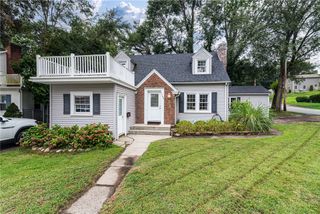 1149 Greenwich Avenue, Warwick, RI 02886