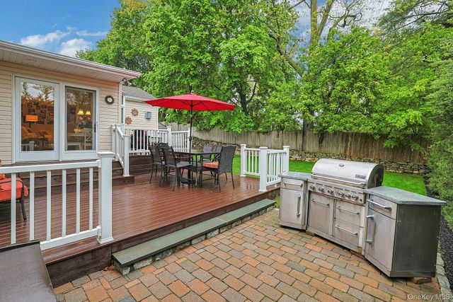 27 Longview Drive, Eastchester, NY 10709
