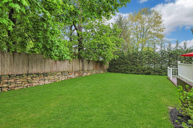 27 Longview Drive, Eastchester, NY 10709