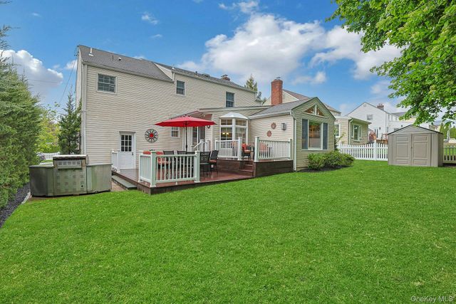 27 Longview Drive, Eastchester, NY 10709