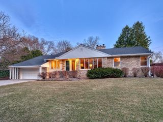 5109 Richmond Drive, Edina, MN 55436