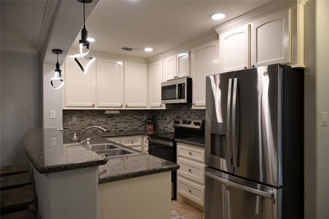 17570 Highway 105 W 42, Montgomery, TX 77356