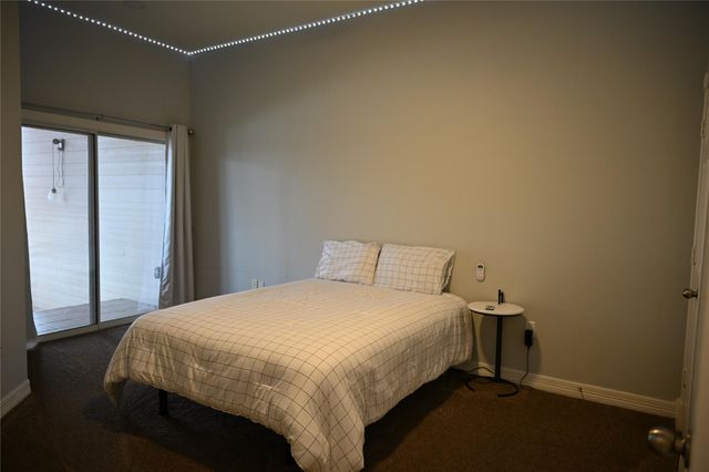 17570 Highway 105 W 42, Montgomery, TX 77356