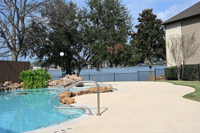 17570 Highway 105 W 42, Montgomery, TX 77356